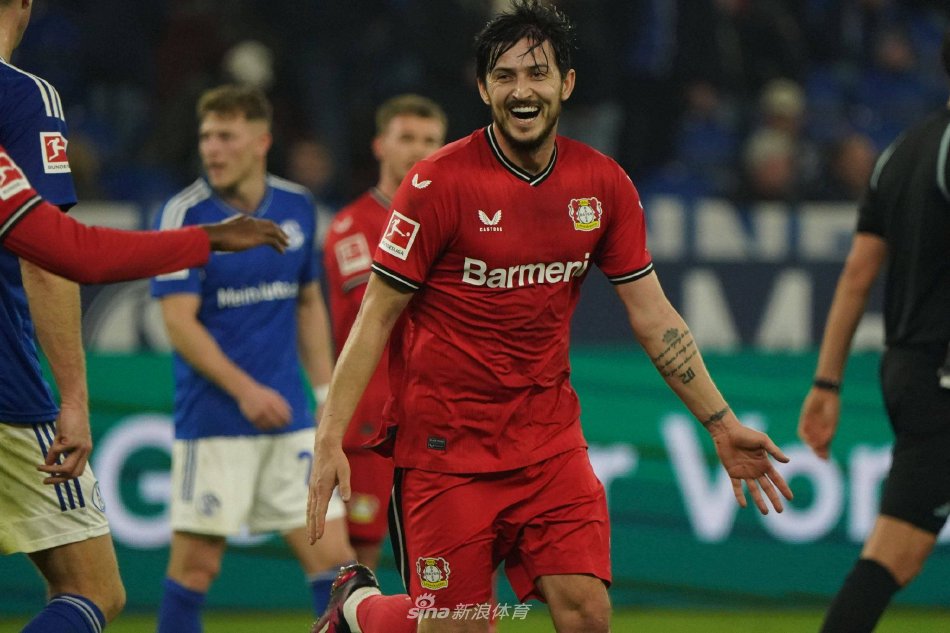 吸引了来自 吸引了来自